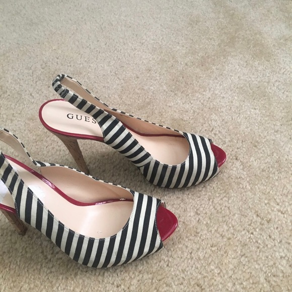 GUESS platform cork heels  NEW - Picture 1 of 6